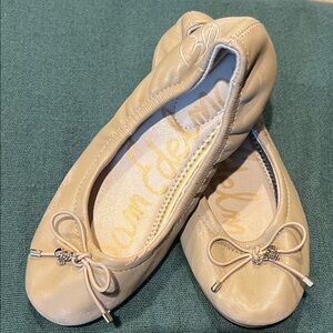 Sam Edelman Felicia  (little Kids)Beige Leather Ballet Flats with Bow Accent